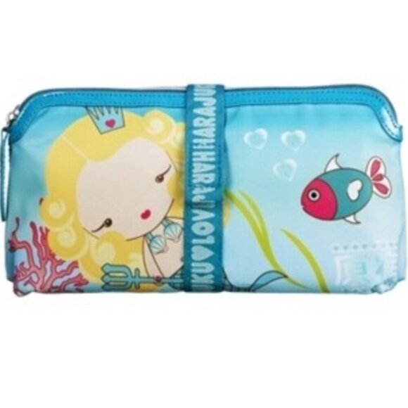 Harajuku Lovers Handbags - Harajuku Lovers x Sephora G of the Sea Kiss Clamshell Organizer Cosmetic Bag